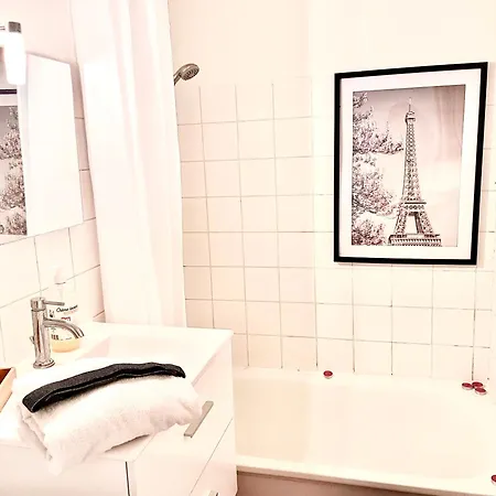 Apartmán Golden Eiffel Tour !
